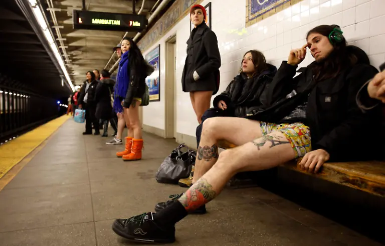 NYC205-USA-0111-11-JPG7600299079648250882