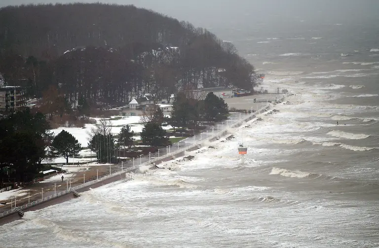 2ome2348-jpg6216891569965947067