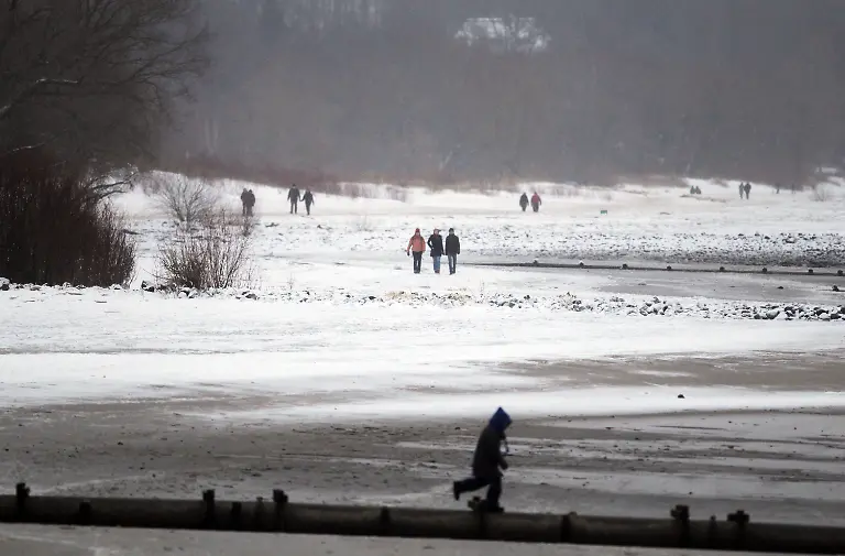 2om51116-jpg5582194289754039593