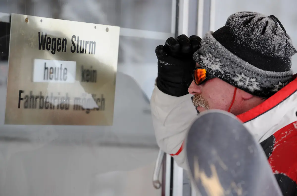 2olo5533-jpg3962695882500066095