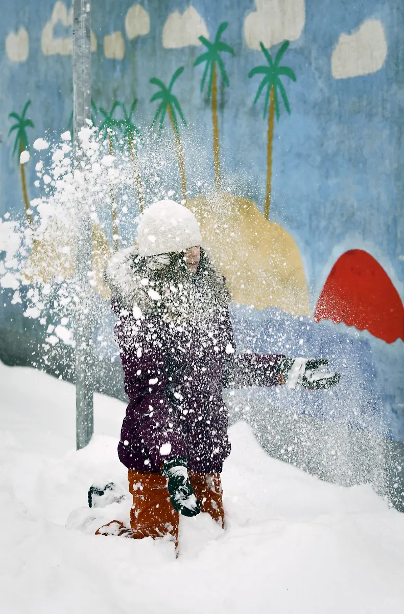 2olq2559-jpg7750382148934283509