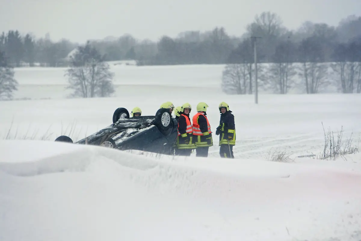 2omc2805-jpg1161476182809301316