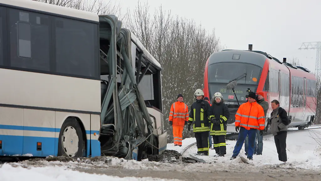 2oj03000-jpg7128349174403903542