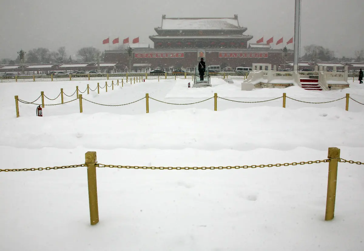 DBG204-CHINA-WEATHER-0103-11-JPG7091978974447682541