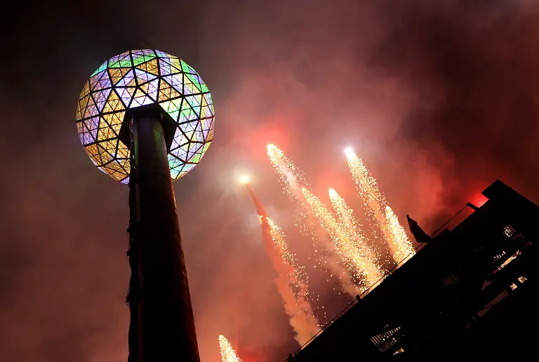 New-Year-RDP-NYCR103-jpg5685897429482755964
