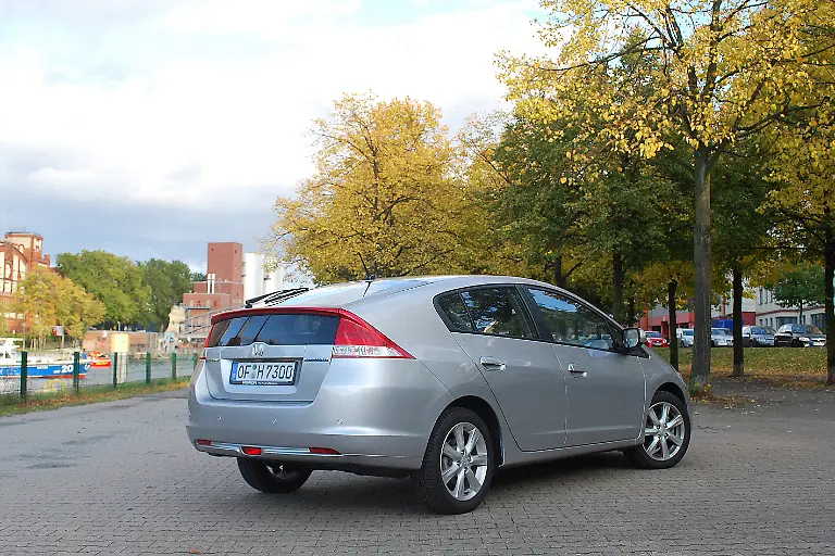 Honda-Insight-13-10-2009-16-57-14