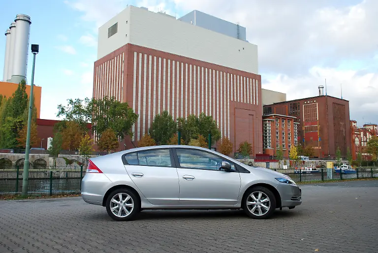 Honda-Insight-13-10-2009-16-56-28