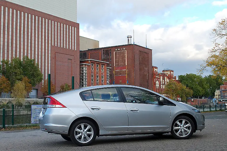 Honda-Insight-13-10-2009-16-56-15
