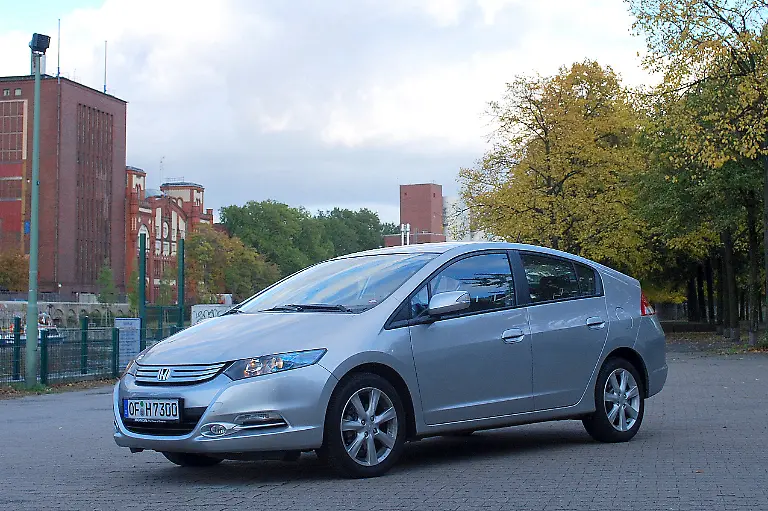 Honda-Insight-13-10-2009-16-53-29