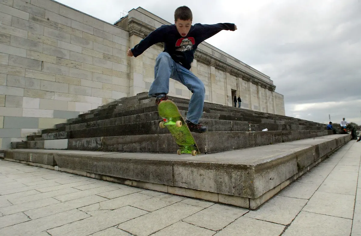 Zeppelintribuene-skater