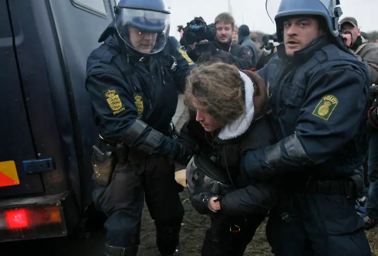 DENMARK-CLIMATE-SUMMIT-PDJ108-jpg3003472627151239211
