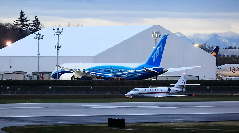 Boeing-787-WATW101-jpg5969657738193578801