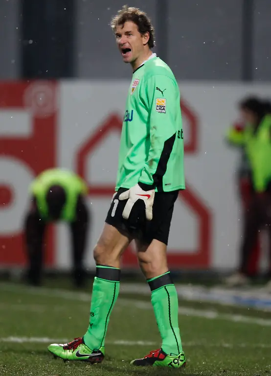 EIS19-SOCCER-GERMANY-1213-11-JPG3394075796004053477