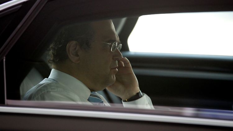 Hans-Peter Friedrich stellt das Anonymitätsprinzip infrage.
