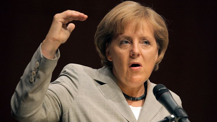 Die Bundeskanzlerin beim Festakt in Saarbrücken.