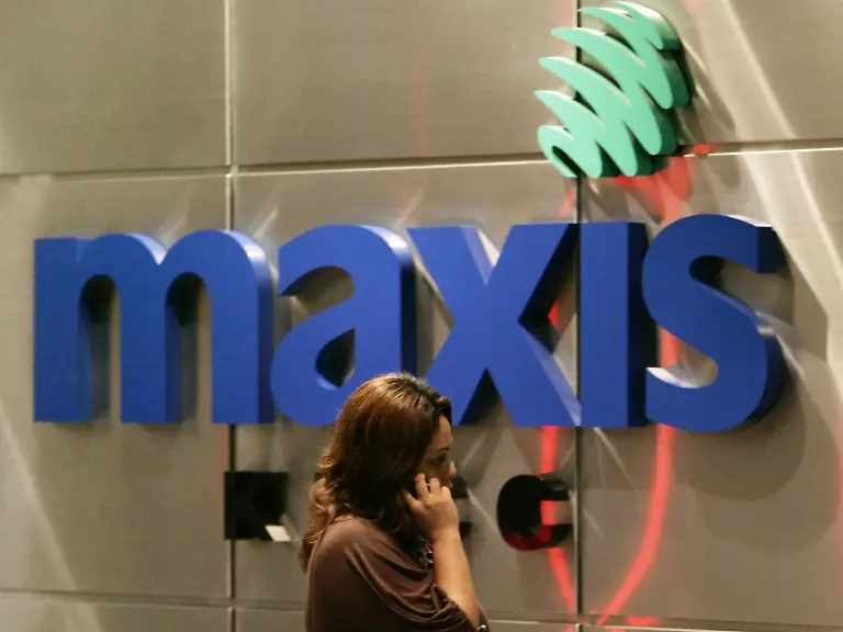 Maxis