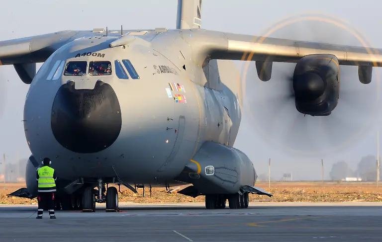 2o2b1125-jpg2570232925478600277