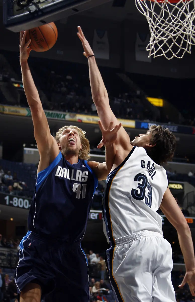 Mavericks-Grizzlies-Basketball-TNNB101-jpg3538993975273253473
