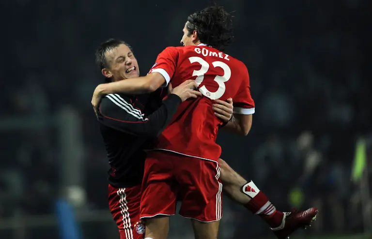 ASB517X-SOCCER-CHAMPIONS-1208-11-JPG9162542607969278388