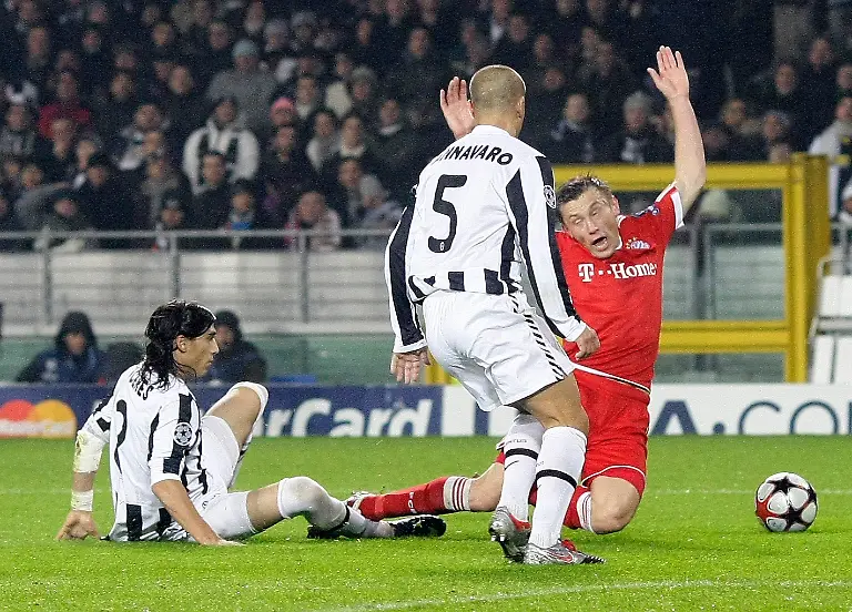 MDA07-SOCCER-CHAMPIONS-1208-11-JPG3763984362578361938