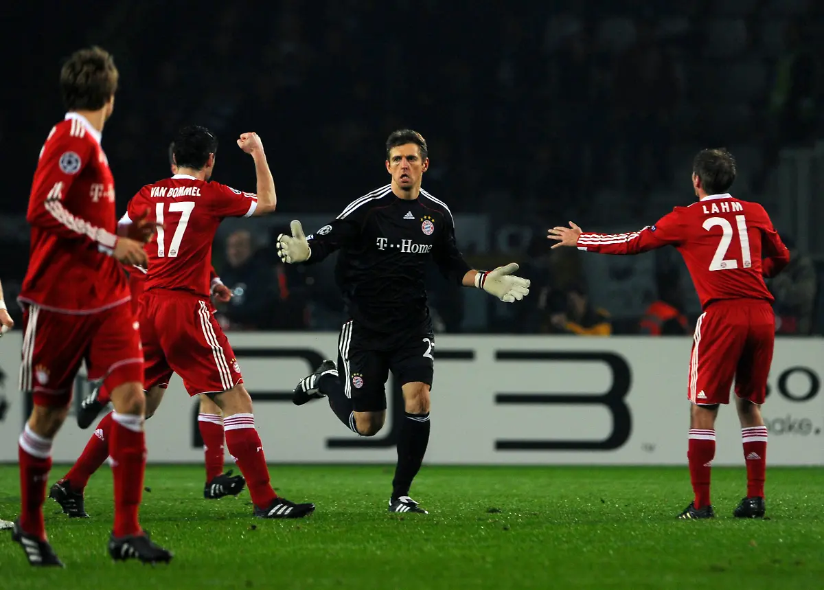 ASB5048-SOCCER-CHAMPIONS-1208-11-JPG7339956890074928371