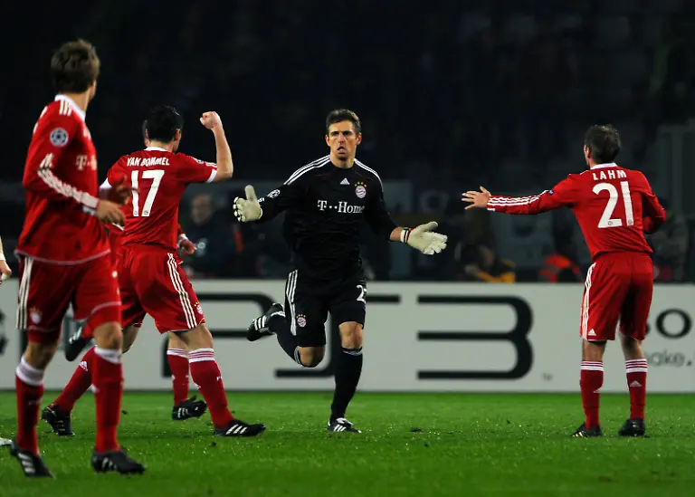 ASB5048-SOCCER-CHAMPIONS-1208-11-JPG7339956890074928371