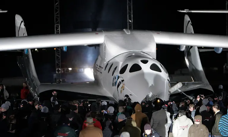 Space-Tourism-CAJH111-jpg955271335583505555