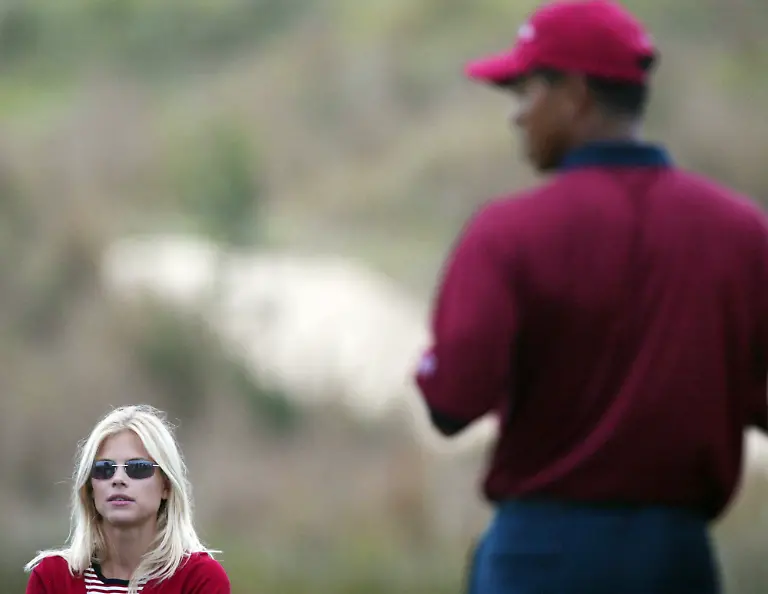 Tiger-Woods-Race-NY113-jpg7287965615590351279