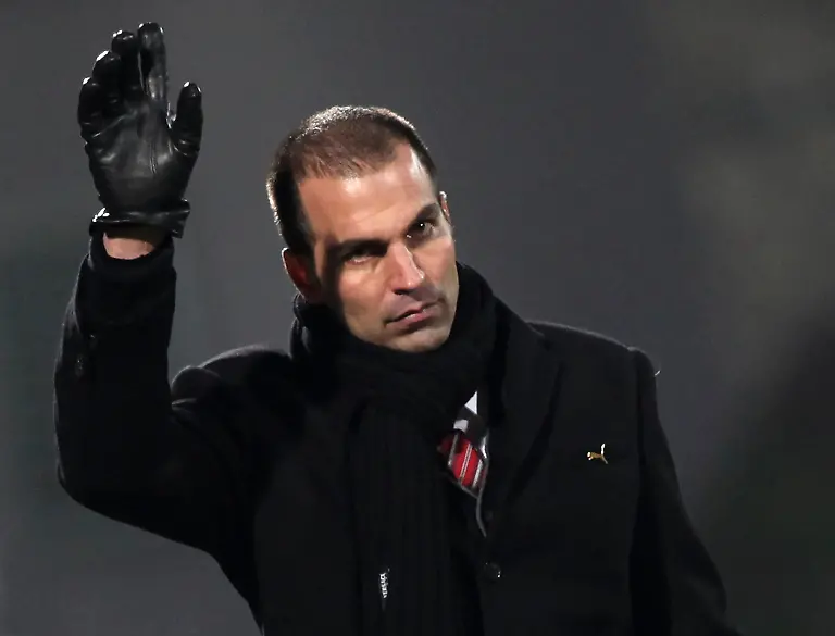 WR02-SOCCER-GERMANY-1206-11-JPG4384522717822466138