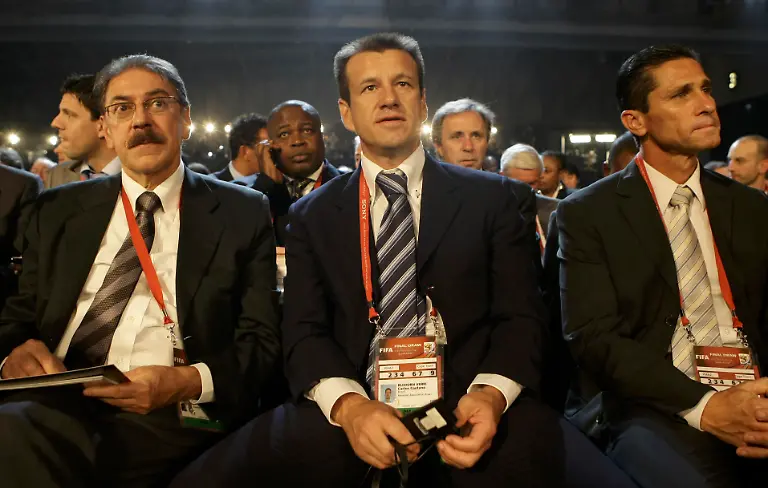 CAP708-SOCCER-WORLD-DRAW-1204-11-JPG1760822678785328213