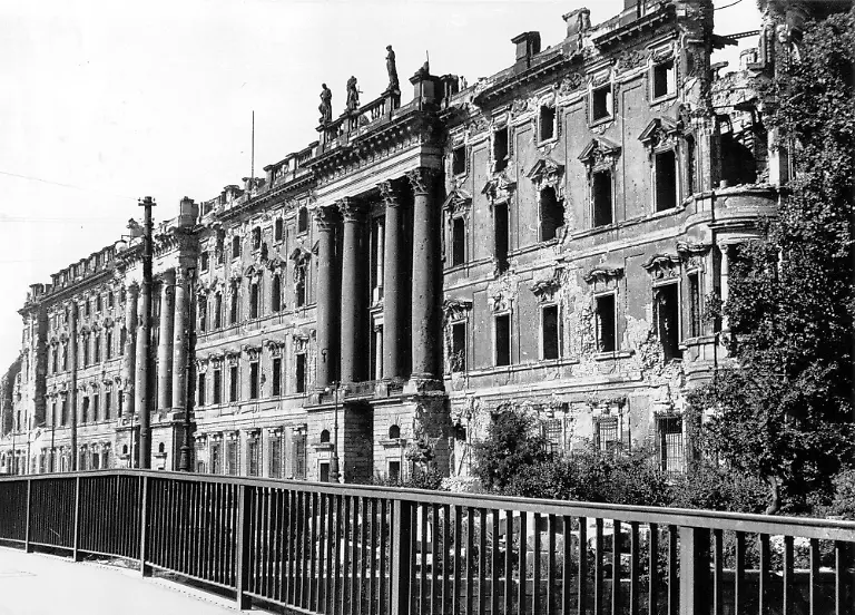 DEU-BB-Stadtschloss-Urteil-FRA36-jpg8462265874666660558