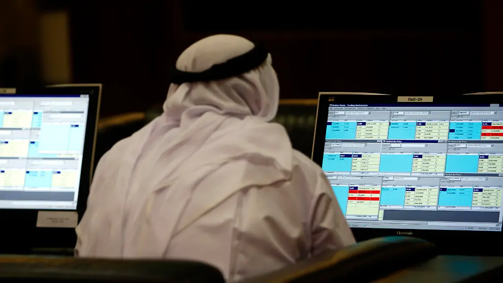 APTOPIX-Dubai-Meltdown-XKJ107-jpg8130874307460235141