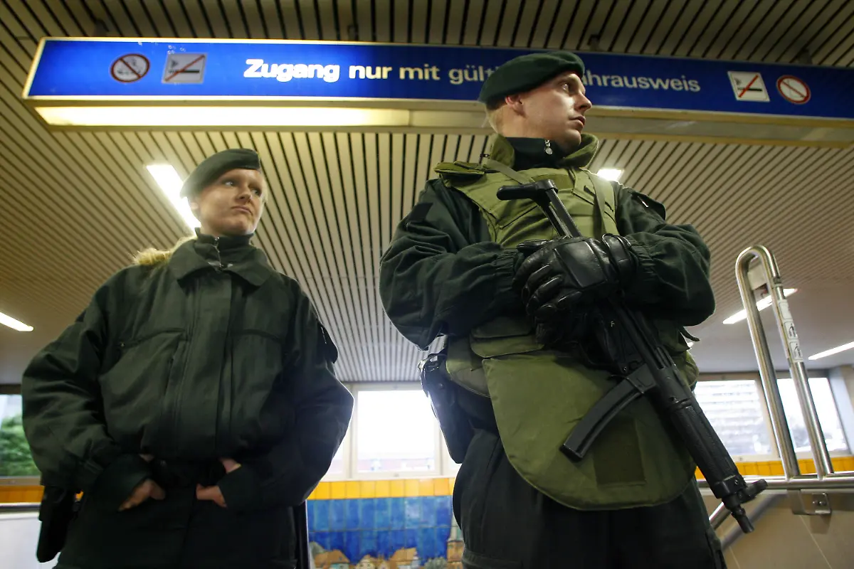 2ntr3746-jpg2747225187684554486