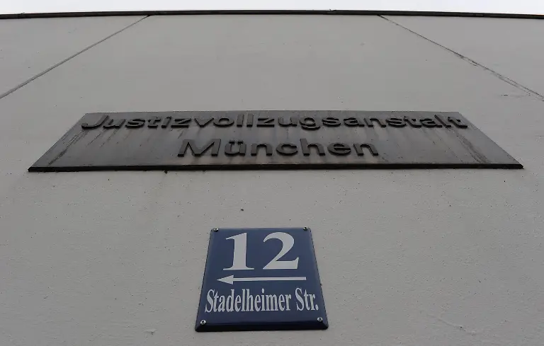 2nub0540-jpg224497421940879494