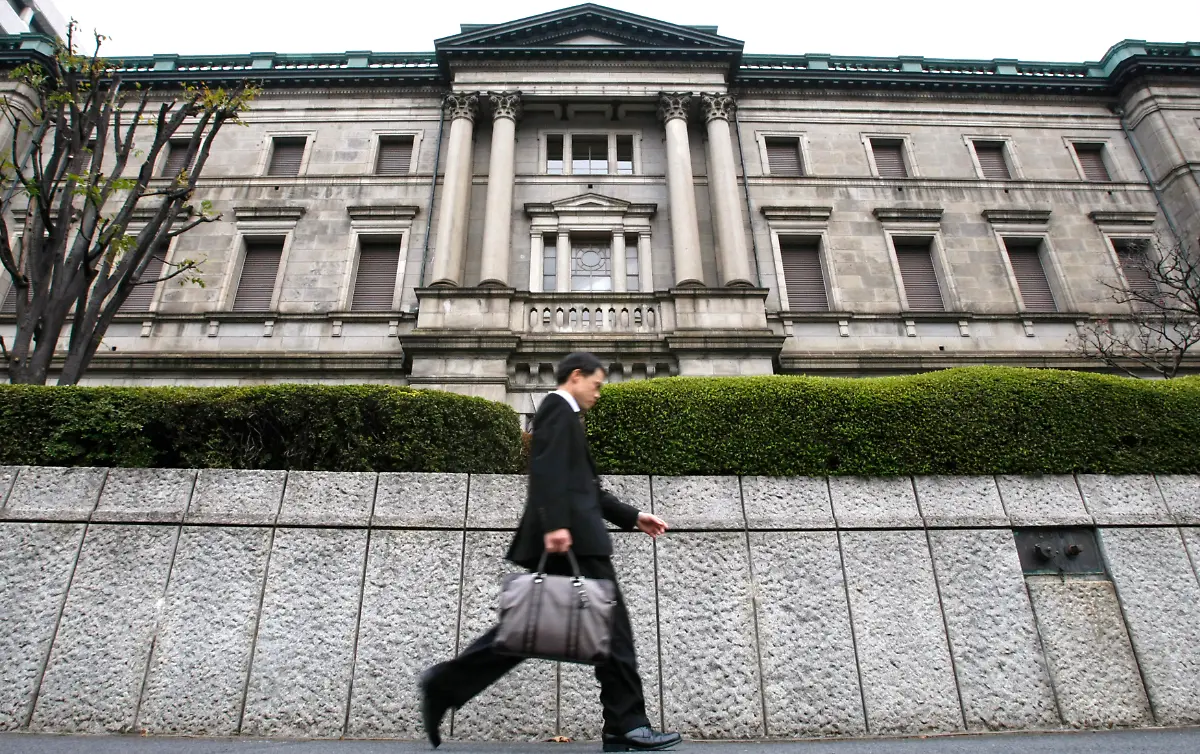 BOJ