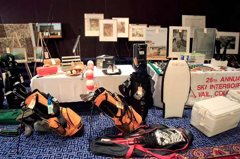 SHN603-MADOFF-AUCTION-1113-11-JPG4541266417778634411