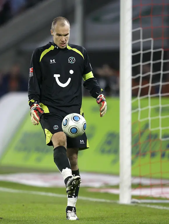 2nh82329-jpg7236679067926843995