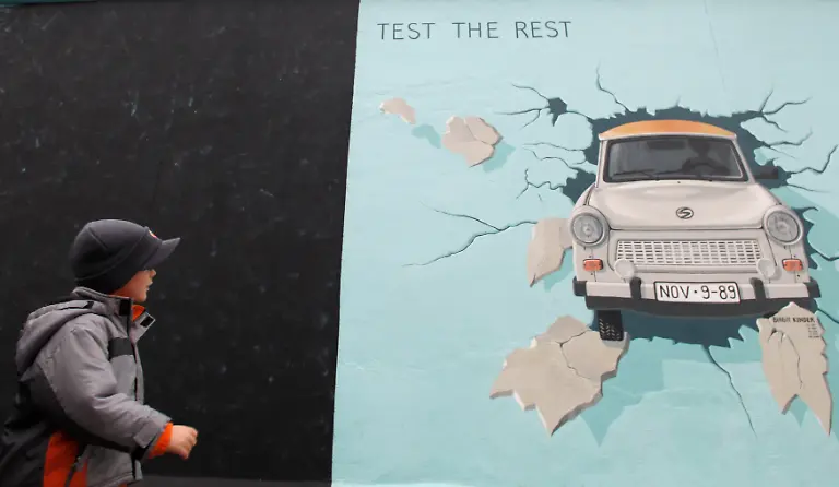 TPE013-GERMANY-WALL-1108-03-JPG3917458237342378234