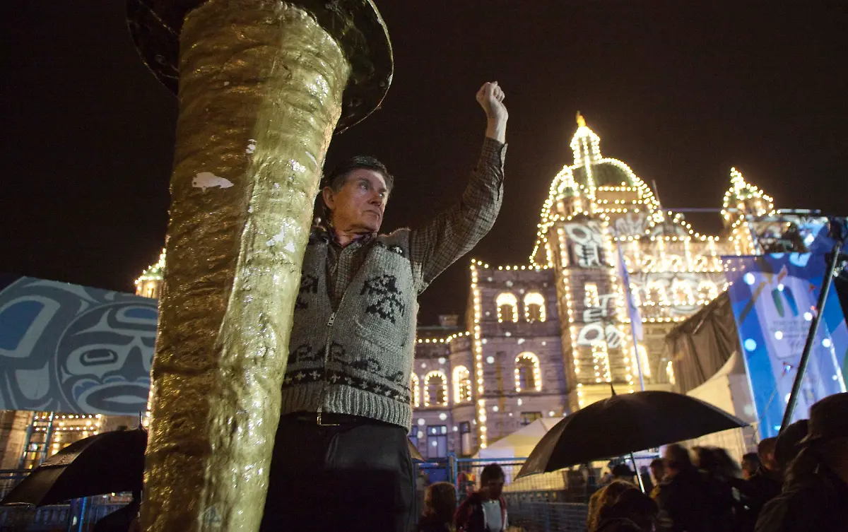 AXC21-OLYMPICS-TORCH-1031-11-JPG2906624628919729474