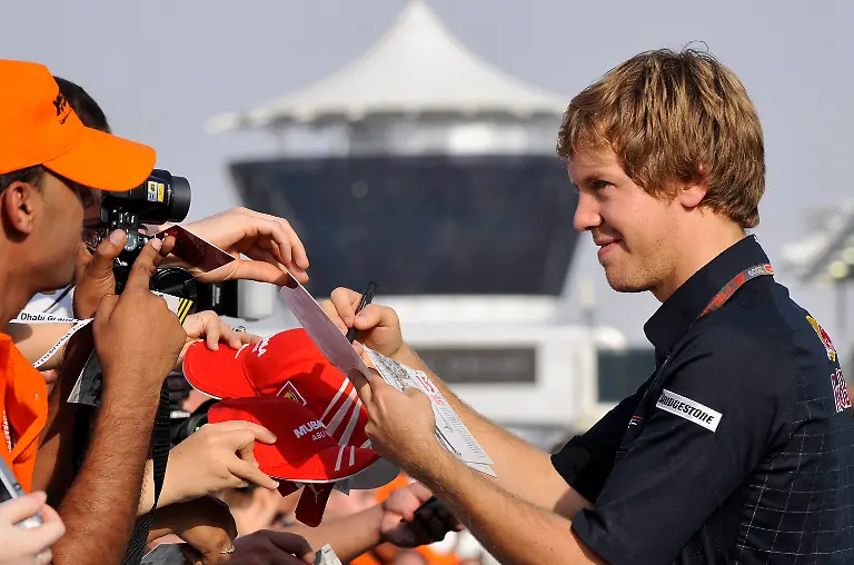 Emirates-Abu-Dhabi-GP-Auto-Racing-F1-BRO104-jpg3100279315934144009