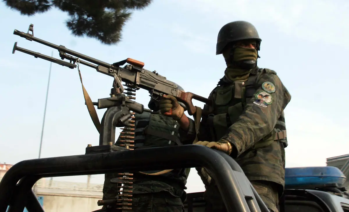 2n895207-jpg6566859388710703347