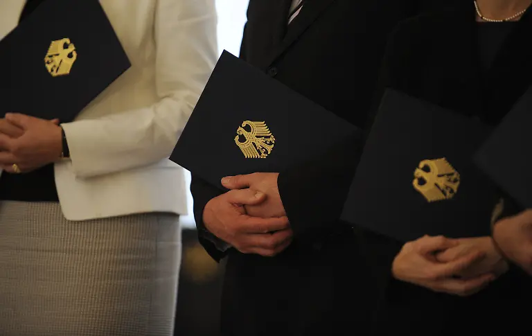 2n7t3106-jpg3729312272219040134