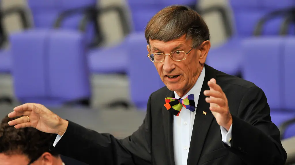 DEU-Bundestag-MSC117-jpg7078760769208104432