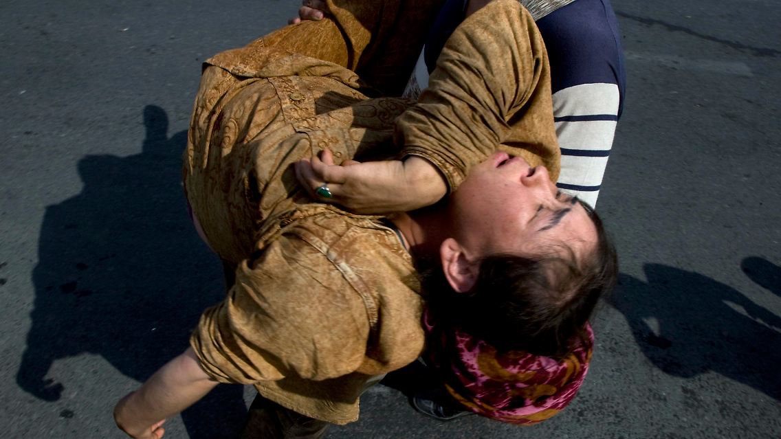 China_Protest_XHG125.jpg5829369353692678910.jpg