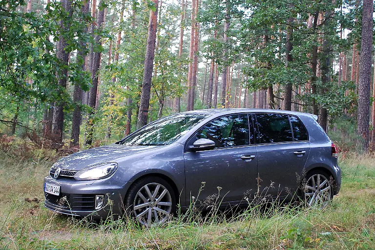 VW-Golf-GTD-05-10-2009-18-09-44