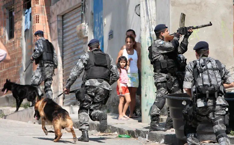 RIO12-BRAZIL-VIOLENCE-1018-11-JPG7783066480645597048