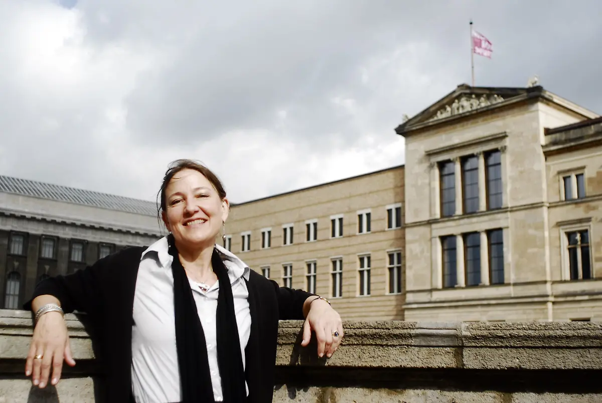 2mz12803-jpg4467078293973453217