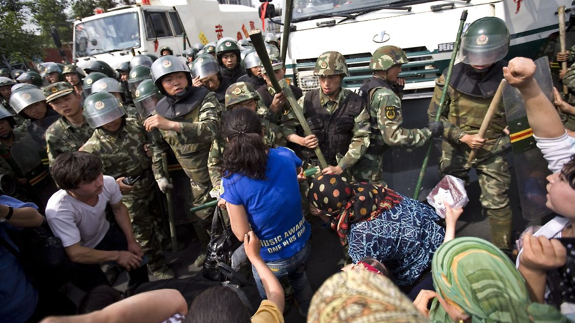 China macht Rebiya Kadeer für die Uiguren-Proteste verantwortlich.