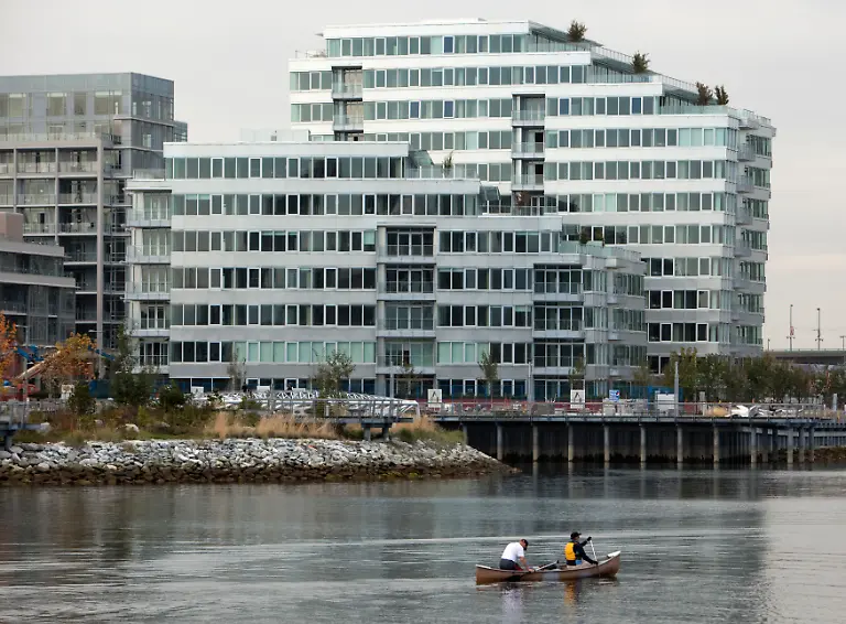 vancouver-olympisches-dorf-fast-fertig