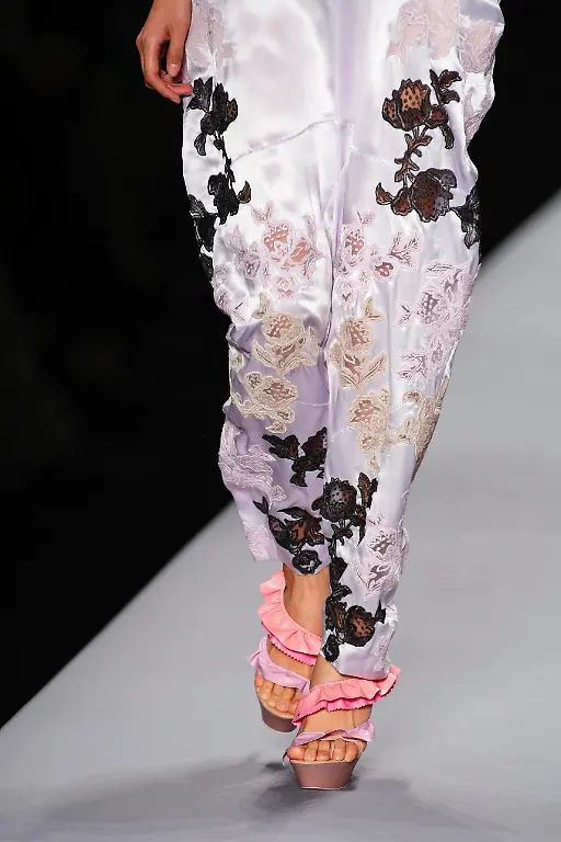 FRANCE-FASHION-XLE108-jpg955249501497862186